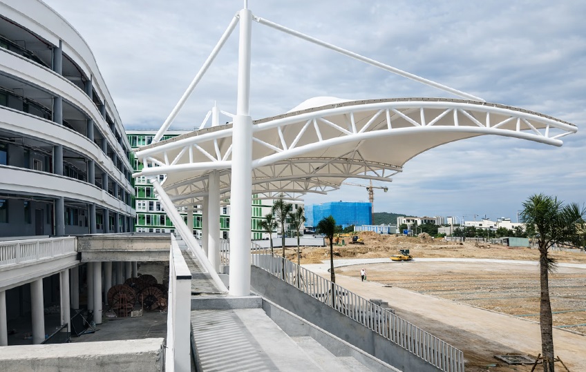 Indonesian International School Sunshade